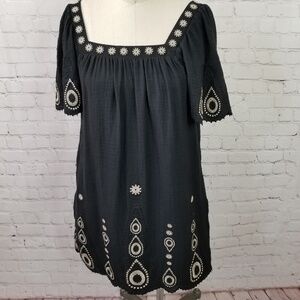 BCBGMAXAZRIA Black embroidered shift Dress